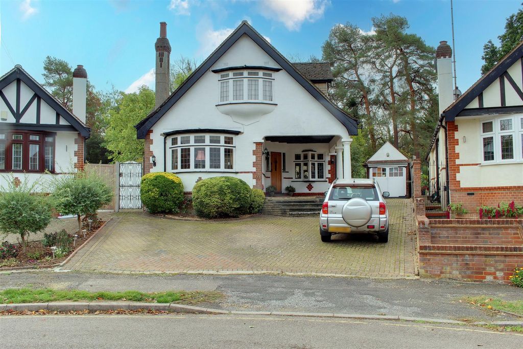 Property photo 1 of 32 Img_9674-Img_9676.Jpg