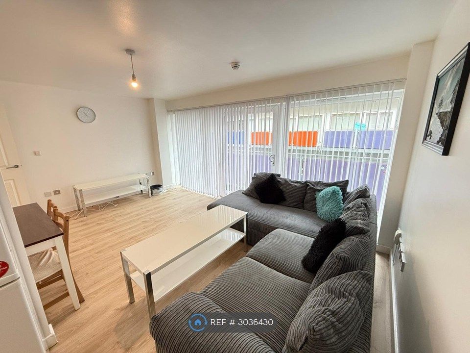 Property photo 3 of 14