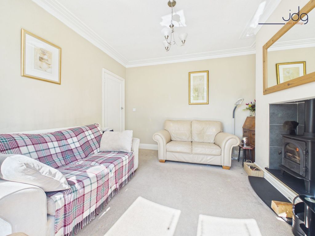 Property photo 3 of 12 Cosy Lounge