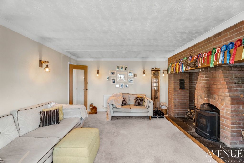 Property photo 3 of 39 4942625