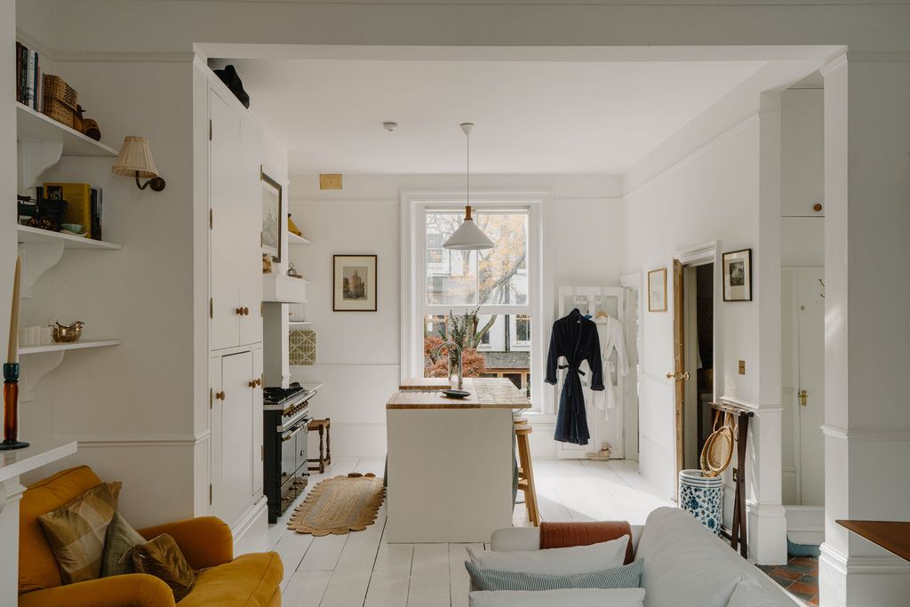 Property photo 3 of 21 319248 - Oakley Road_High Res-13.Jpg