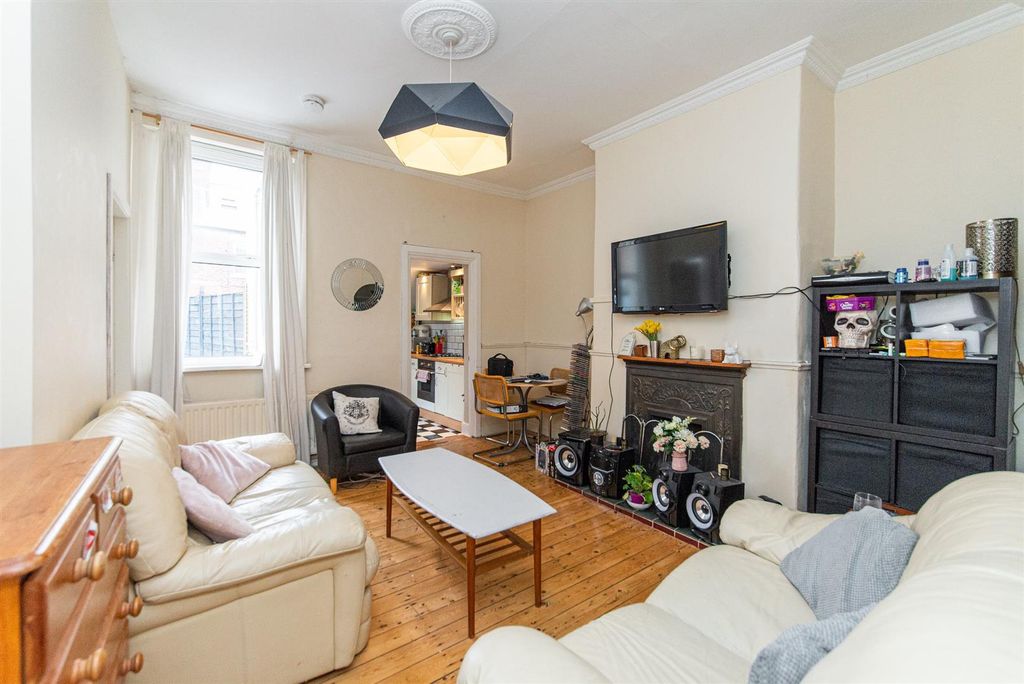 Property photo 2 of 10 795380c3-B59B-44Cf-95A8-B1A273d4E31E.Jpeg