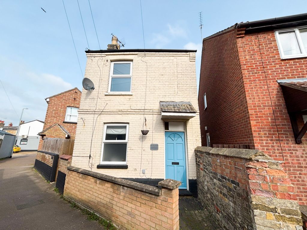 Property photo 1 of 8