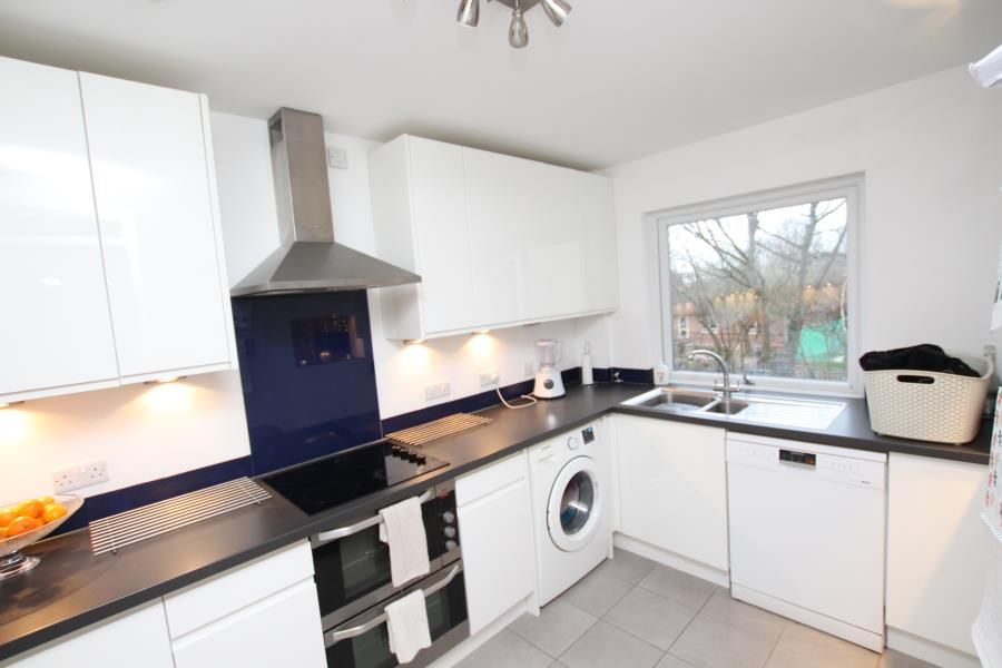 Property photo 2 of 6