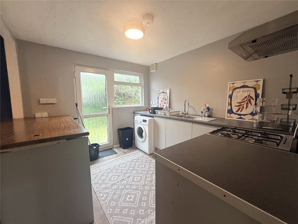 Property photo 3 of 4 Picture No. 04