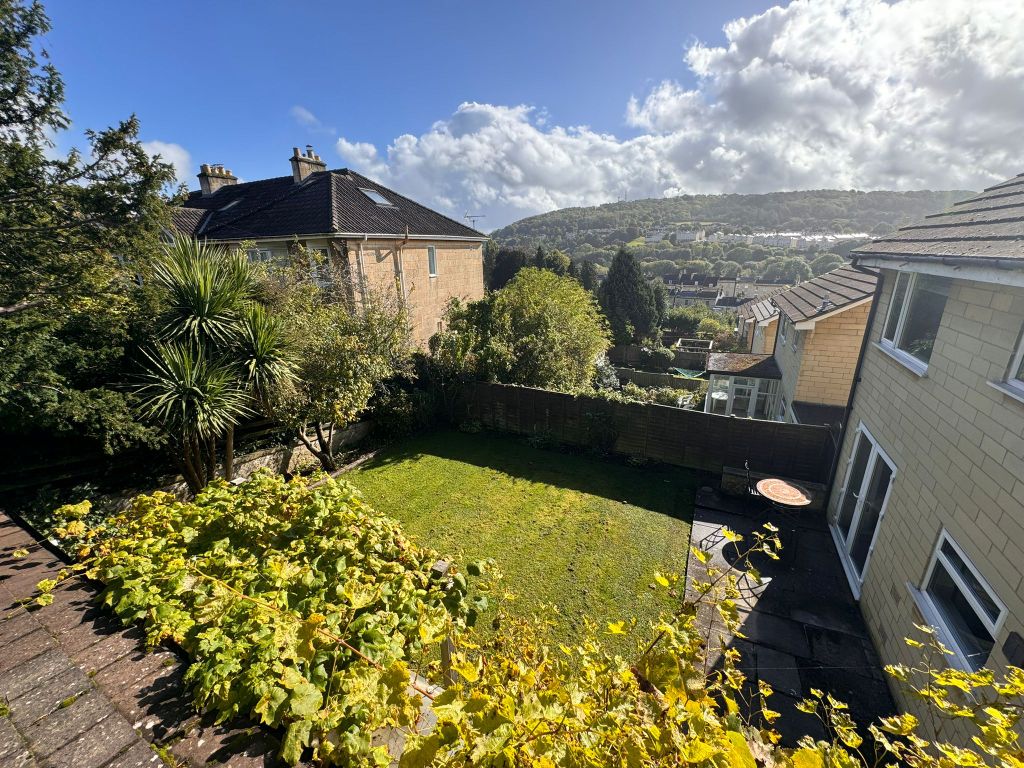Property photo 1 of 15 Garden
