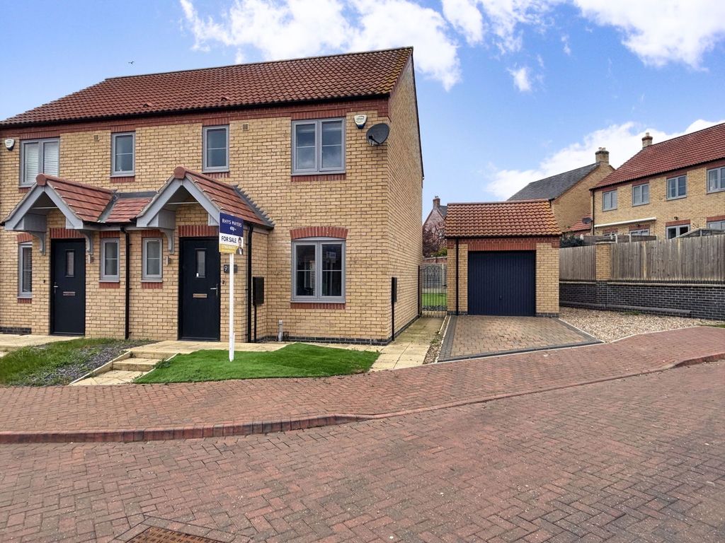 Property photo 1 of 11
