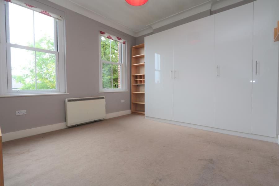 Property photo 1 of 4