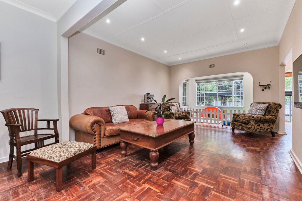 Property photo 3 of 18