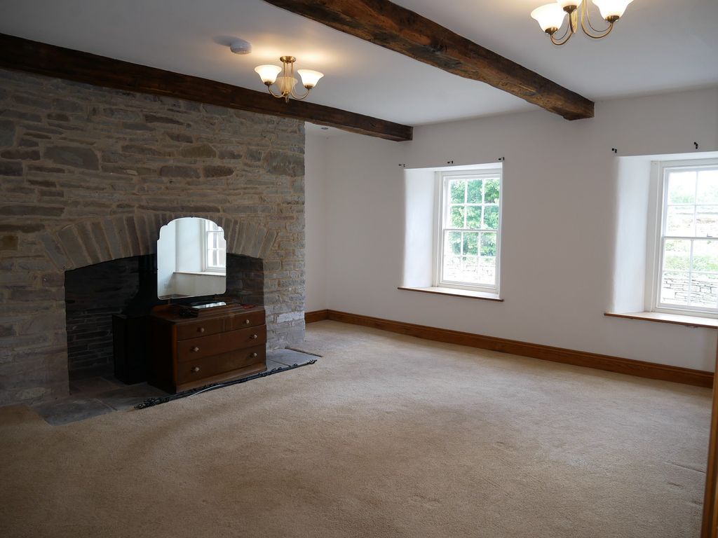 Property photo 3 of 19 Not Specified
