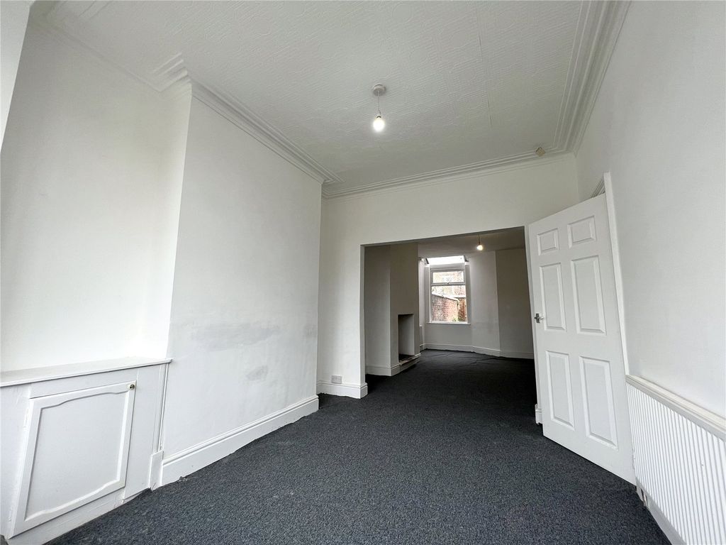 Property photo 3 of 17 Picture No. 04