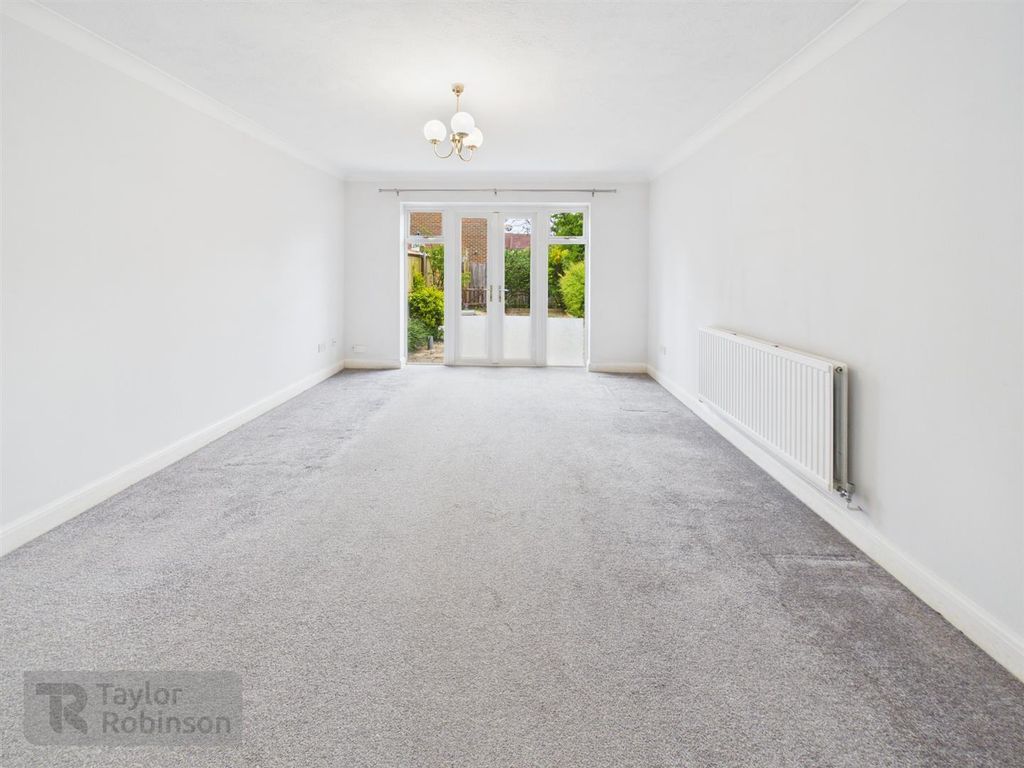 Property photo 2 of 13 Cam02600G0-Pr0707-Still001.Jpg