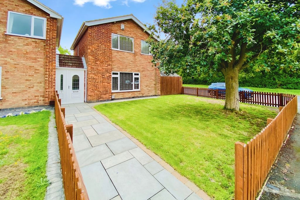 Property photo 1 of 26