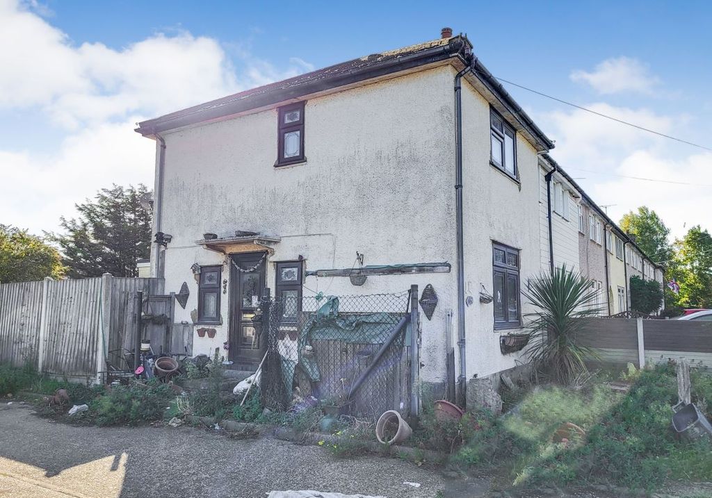 Property photo 1 of 3