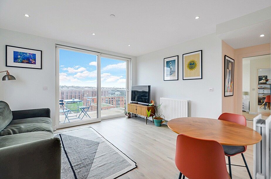 Property photo 3 of 28 Lounge Area (2) (6).Jpg