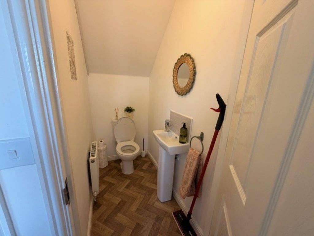 Property photo 3 of 8