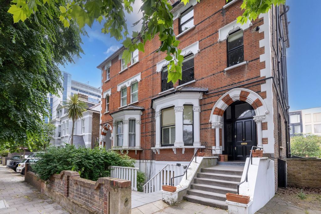 Property photo 1 of 10