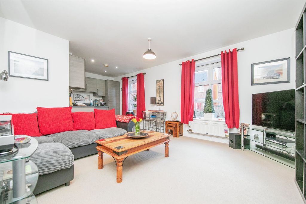 Property photo 3 of 17