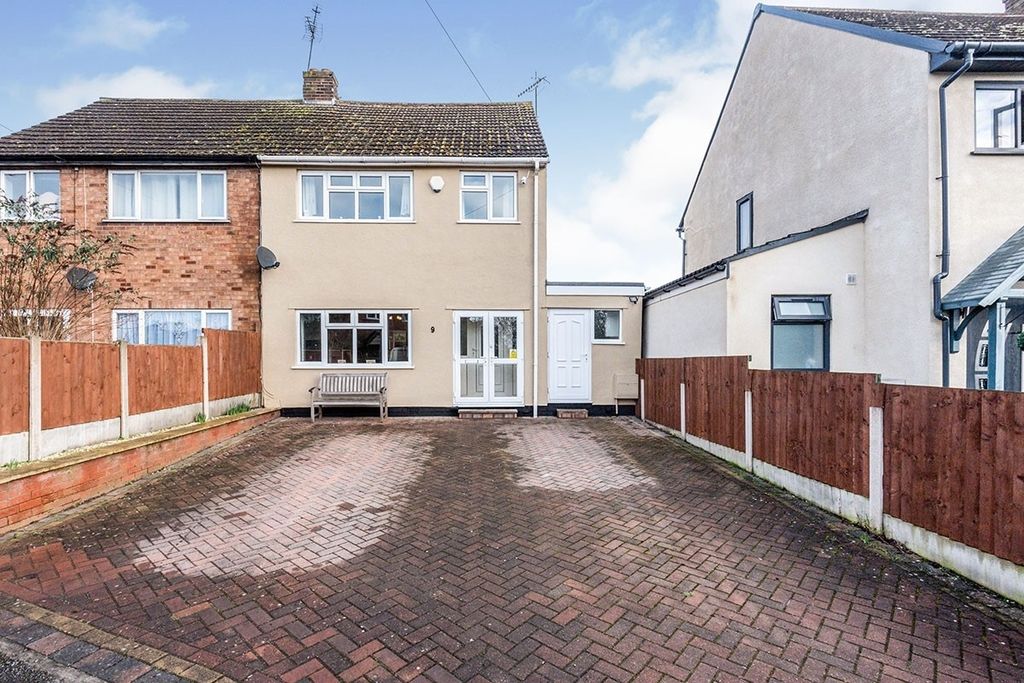 Property photo 2 of 11 Main Page