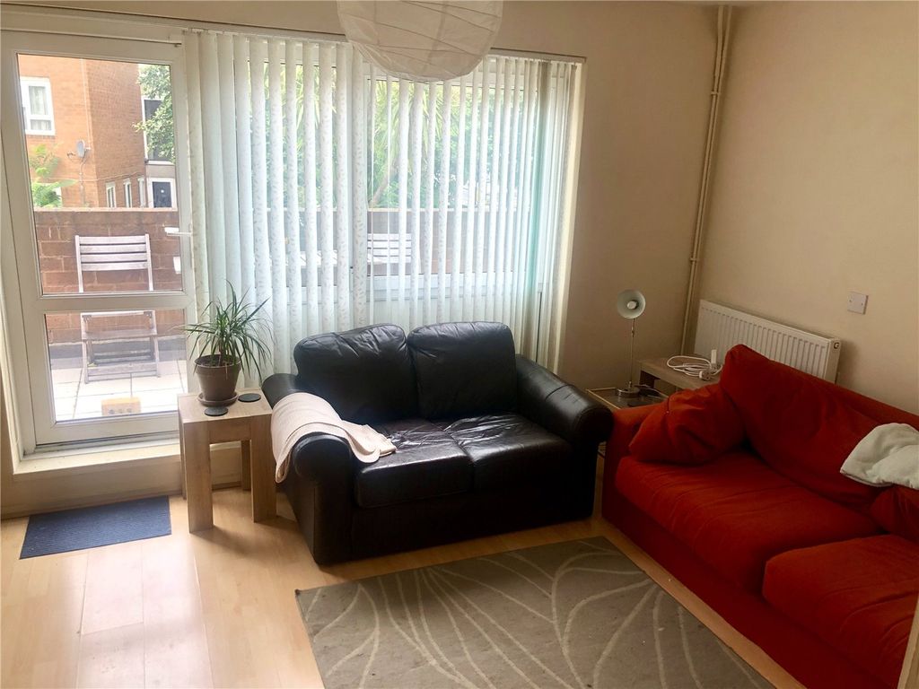 Property photo 2 of 13 Picture No. 16