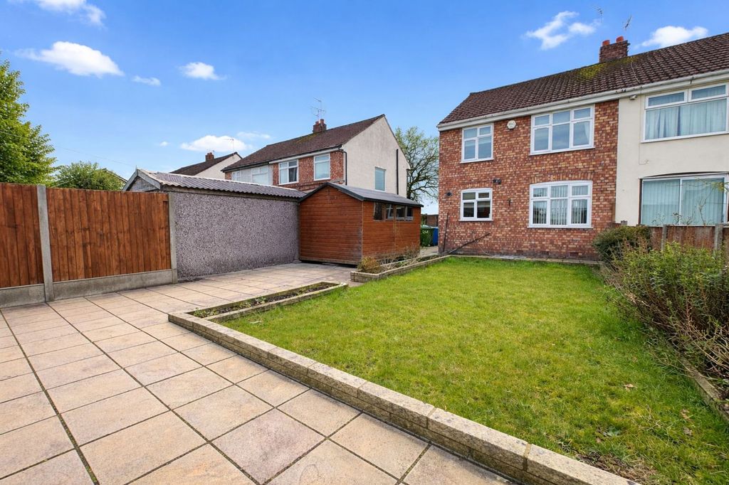 Property photo 2 of 16