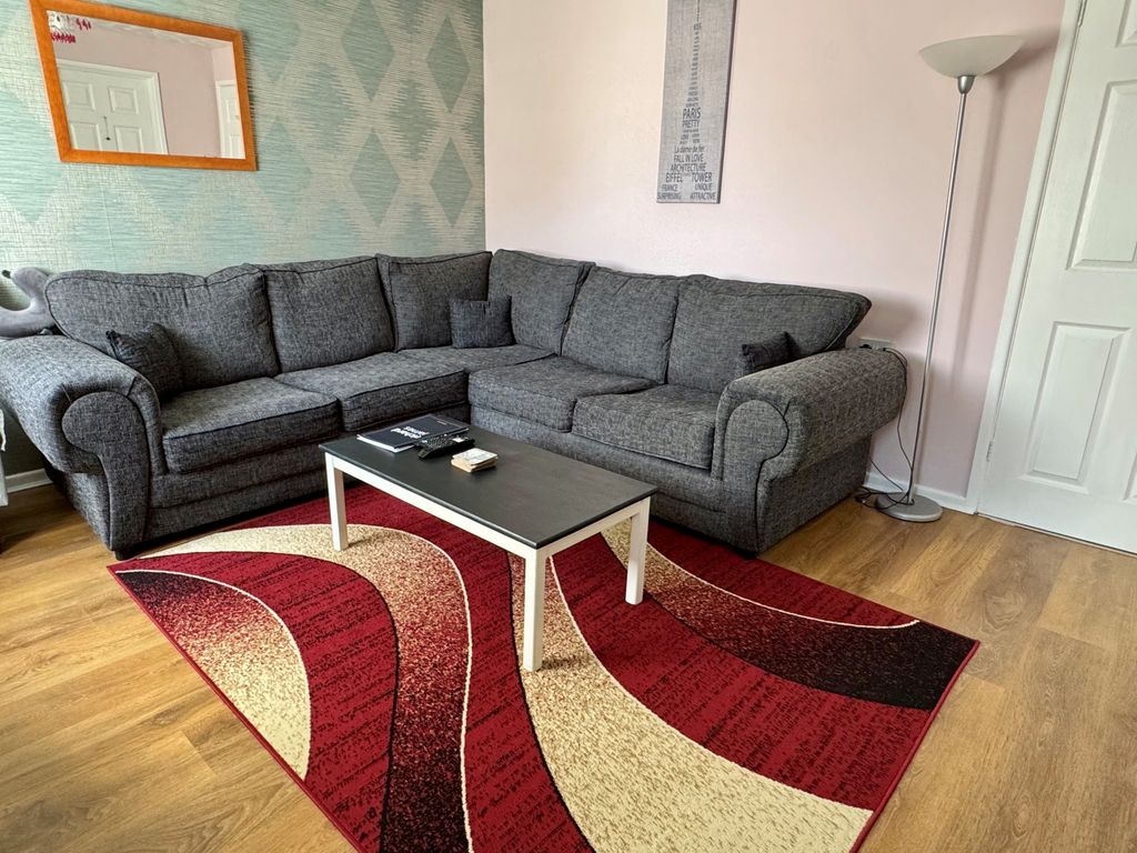 Property photo 3 of 12 Sitt