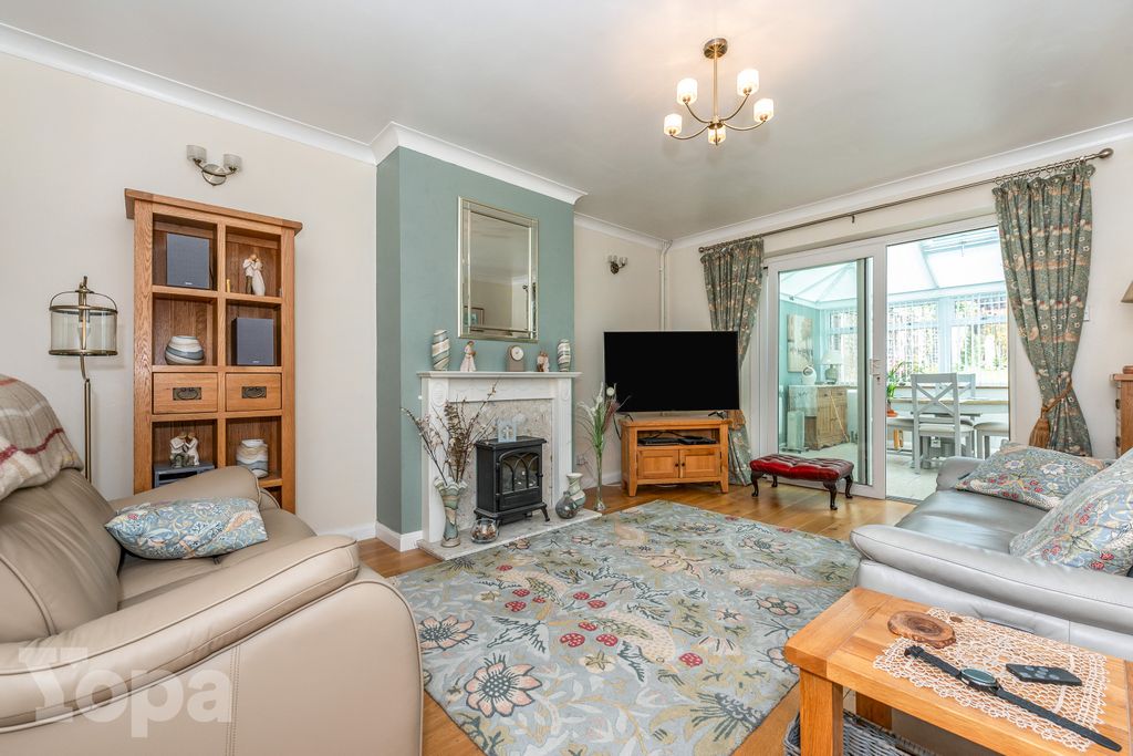 Property photo 2 of 17 Photo #2