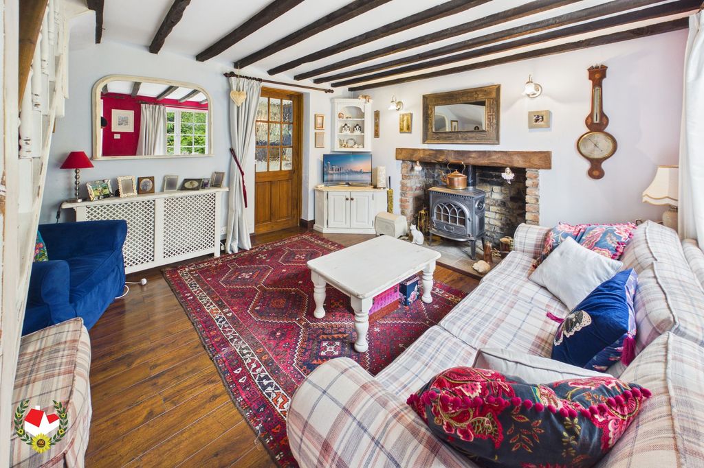 Property photo 2 of 17