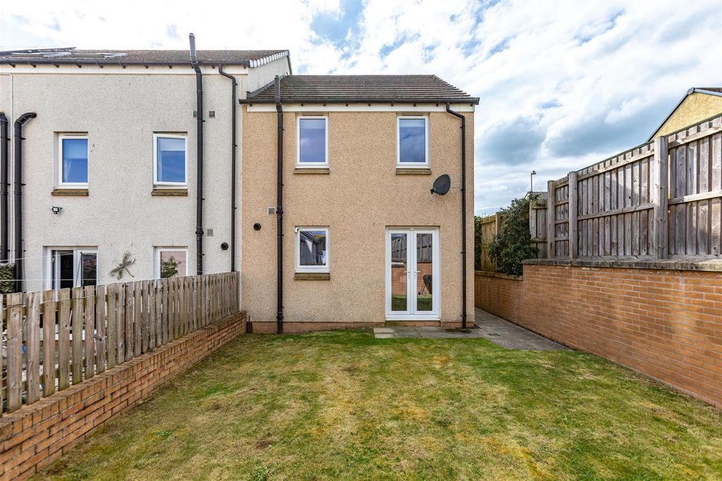 Property photo 2 of 36 34 Kingfisher Grove Galashiels 43.Jpg