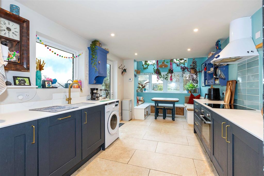 Property photo 3 of 23 Ashdown-12.Jpg