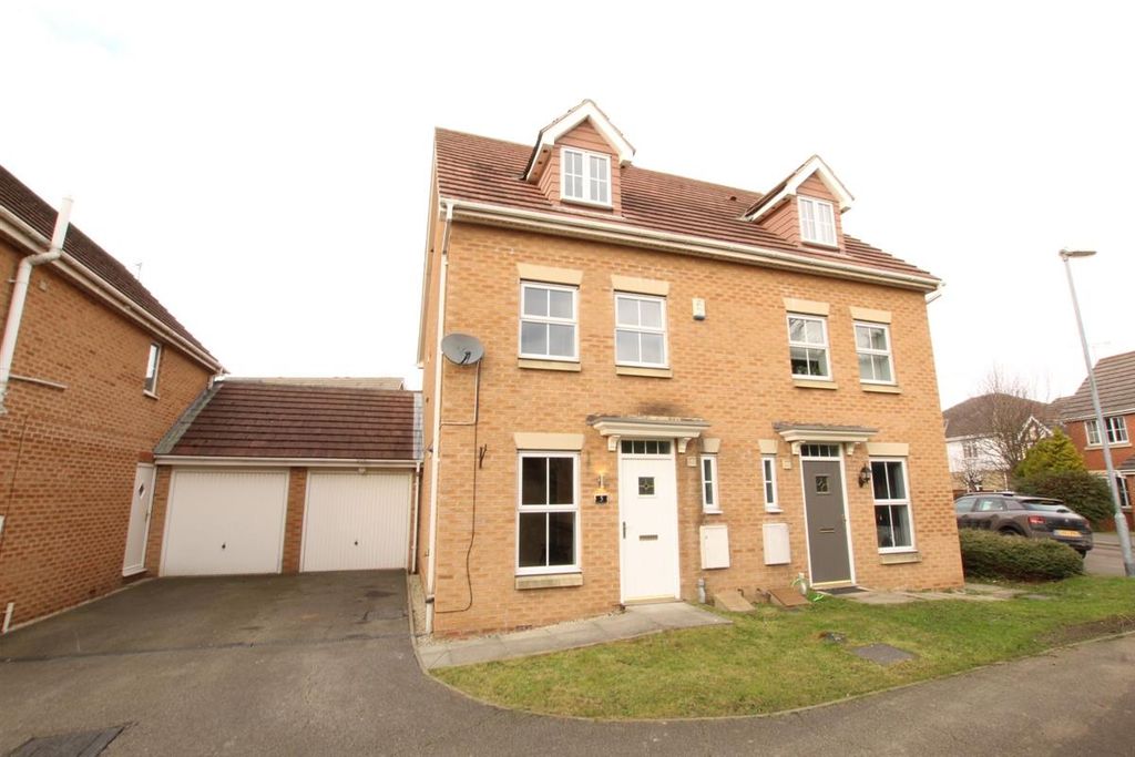 Property photo 1 of 34