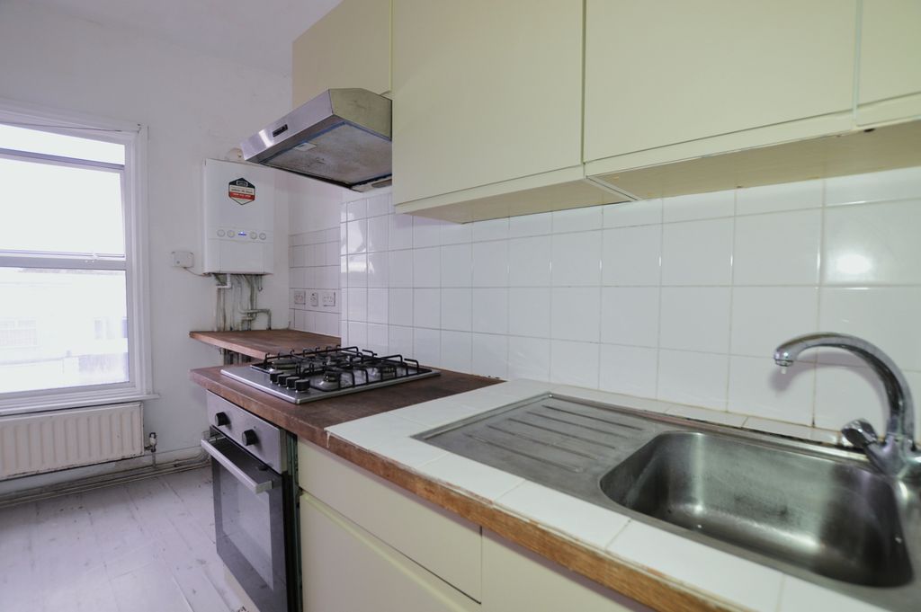 Property photo 3 of 7 Dsc_0322