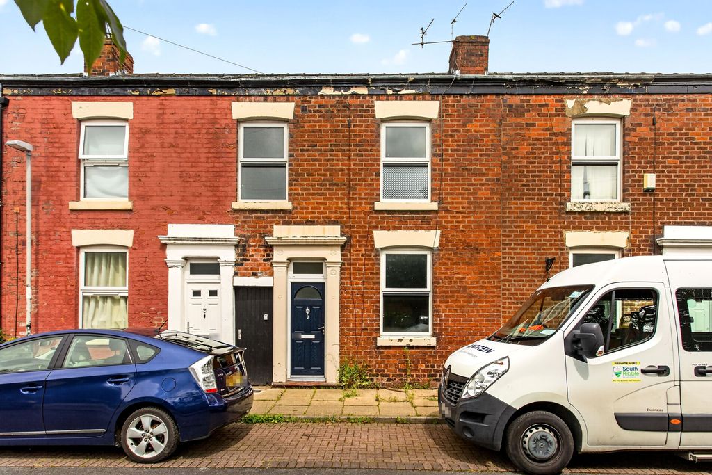 Property photo 1 of 15