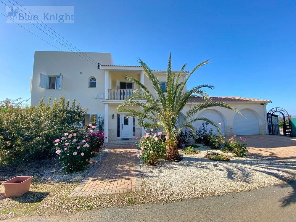 Property photo 1 of 27