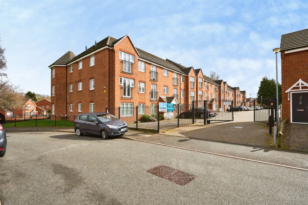 Property photo 1 of 19