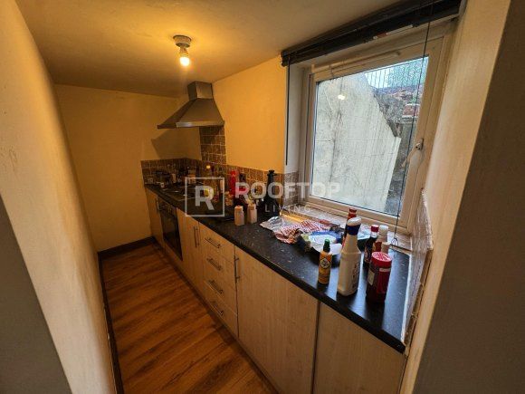 Property photo 3 of 8 8659592.Jpg