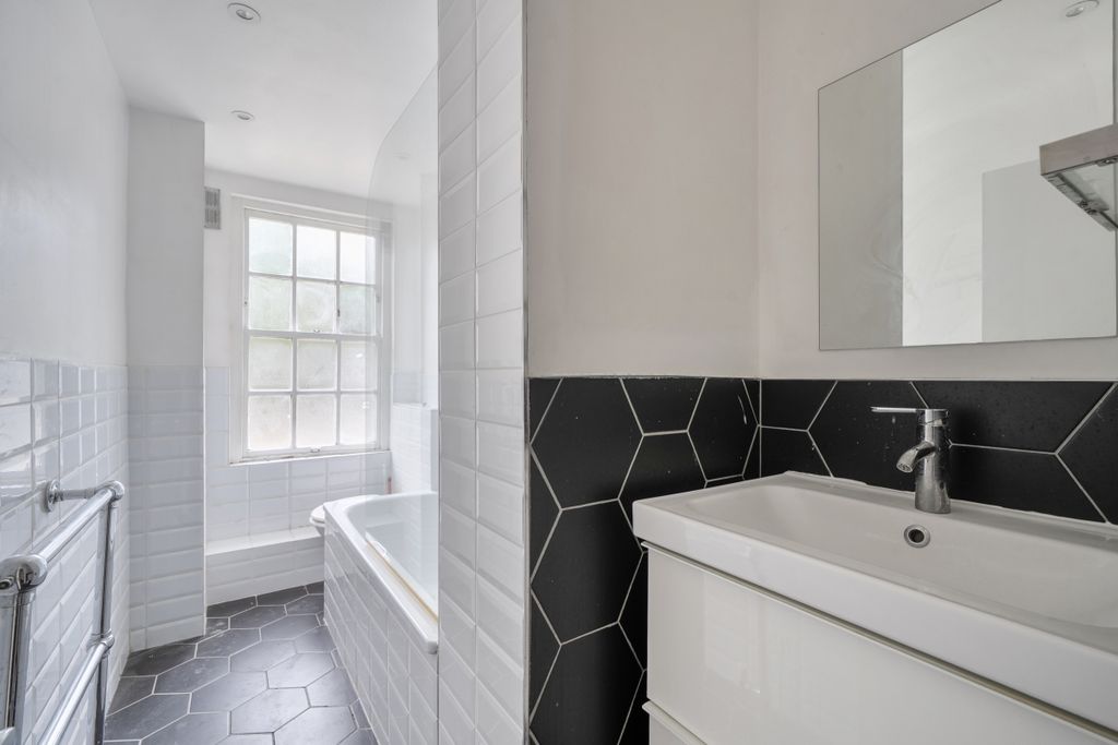 Property photo 3 of 11 1535436 (6)
