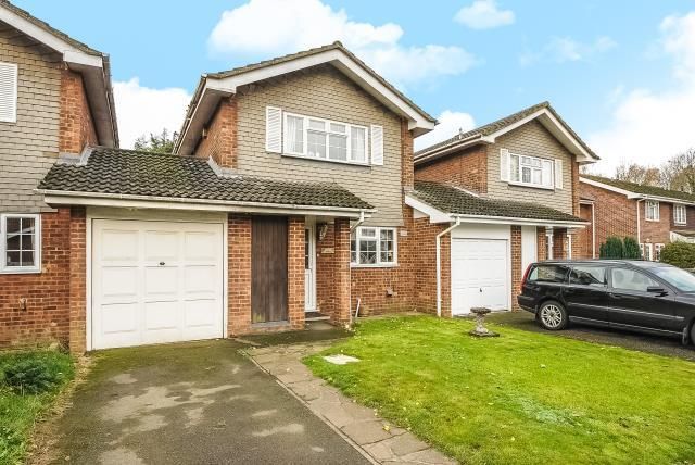 Property photo 1 of 10 Front