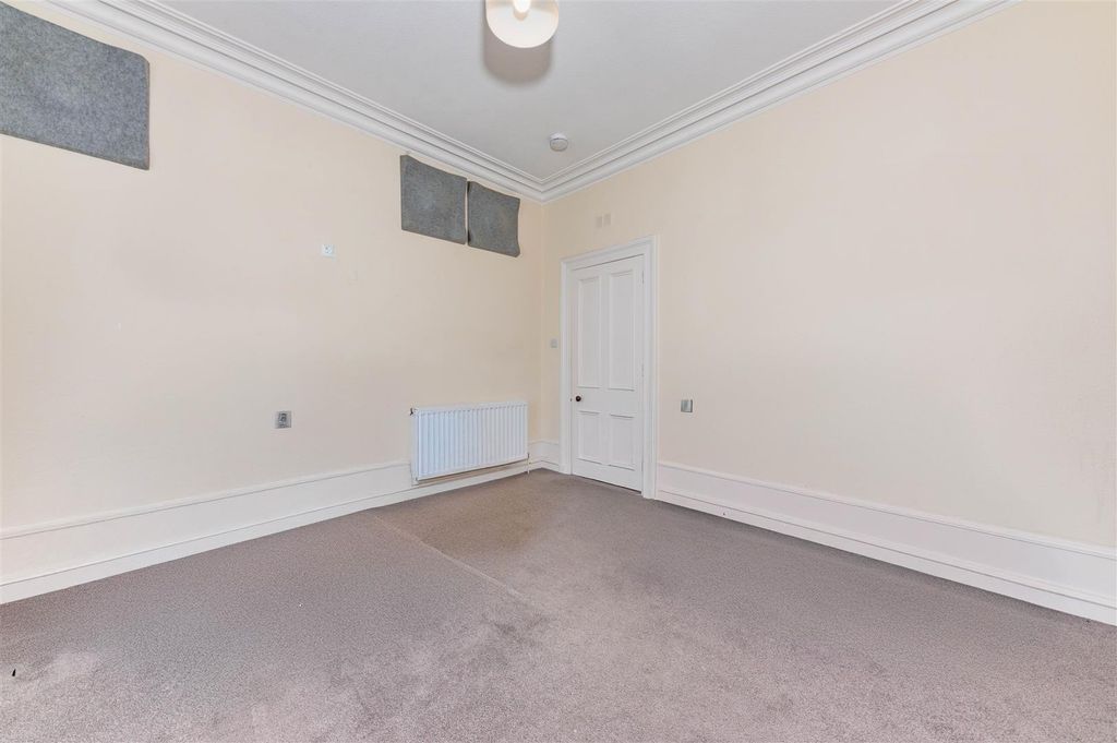 Property photo 2 of 12 3L 127 Union Grove Aberdeen-2.Jpg