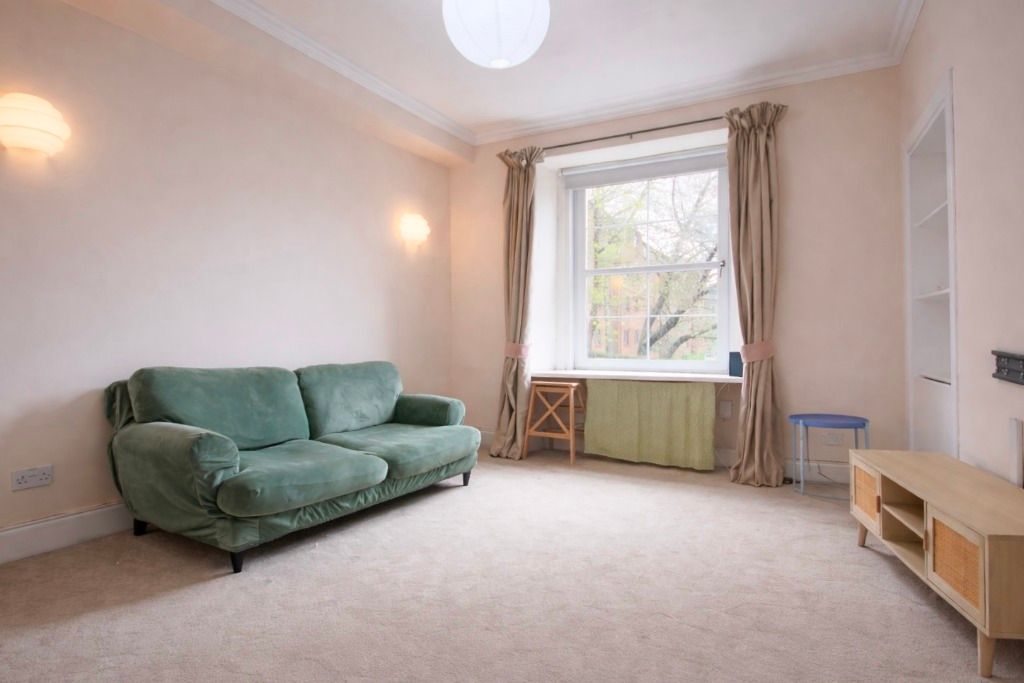 Property photo 2 of 8 Photo 2