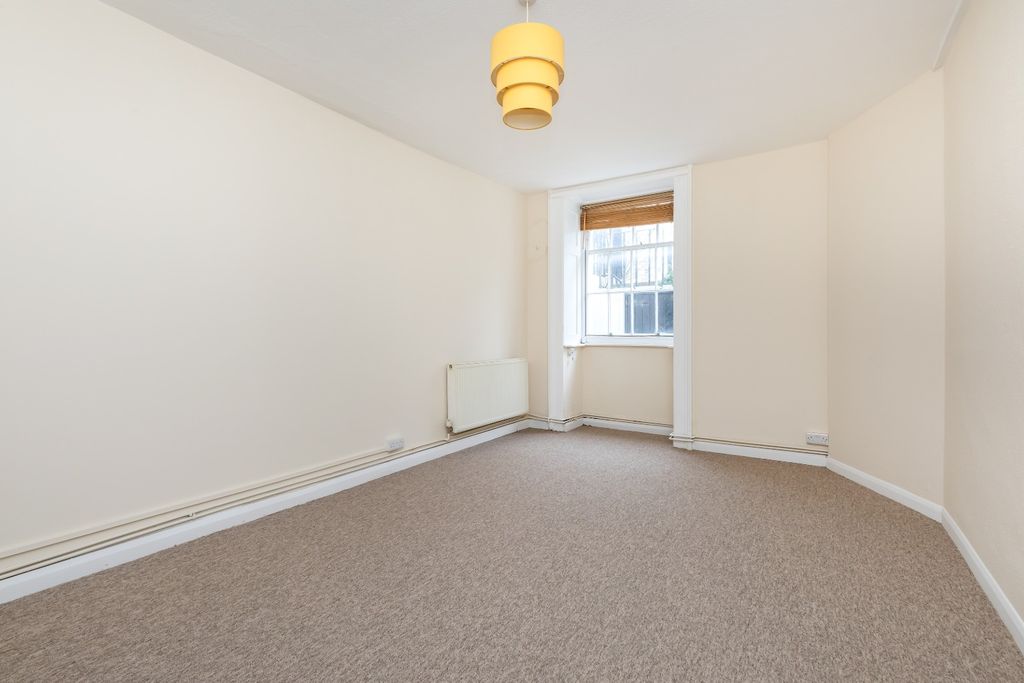 Property photo 3 of 7 4788912