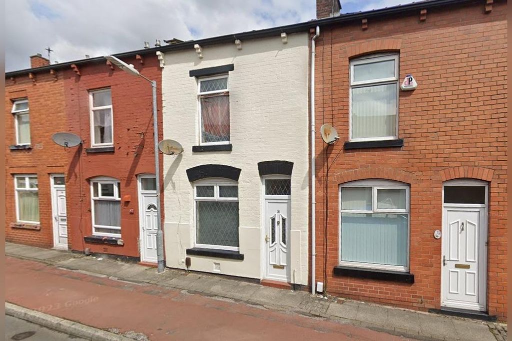 Property photo 1 of 12 1
