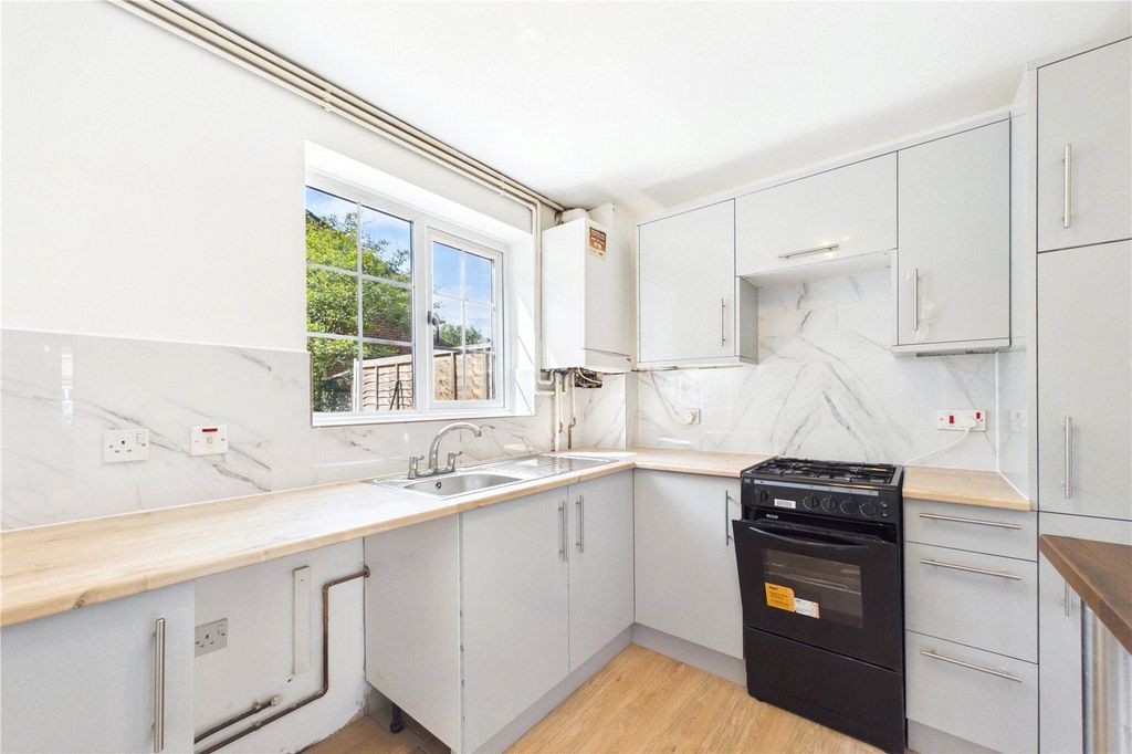 Property photo 2 of 9 Picture No. 05