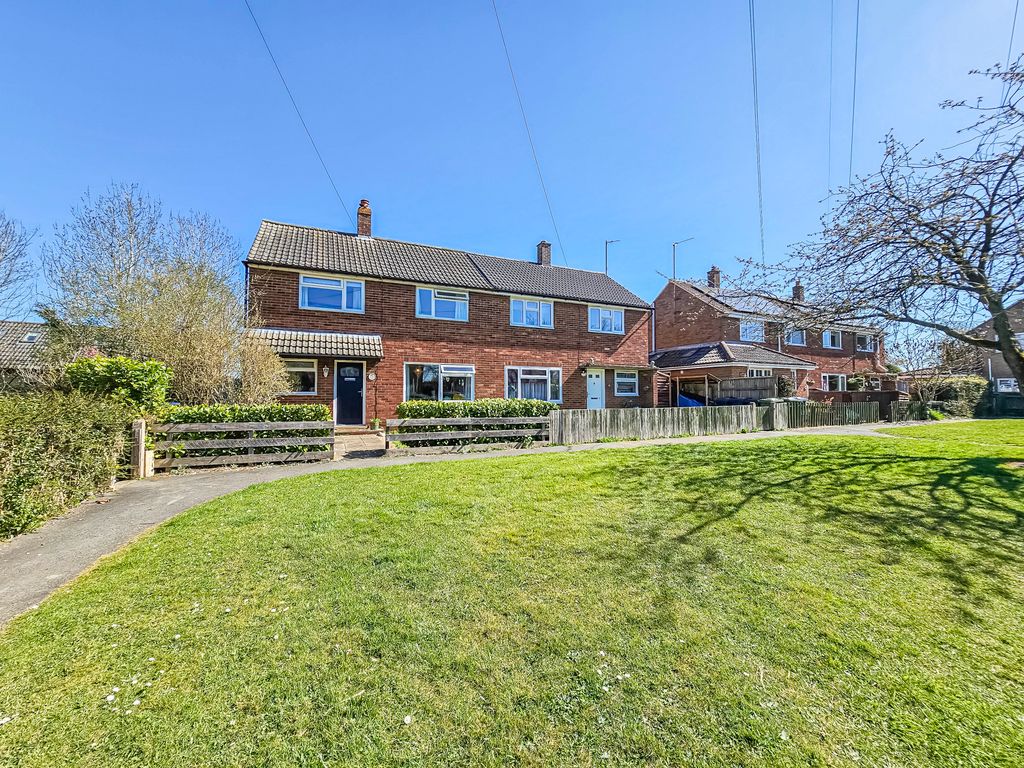 Property photo 1 of 18 1000134961