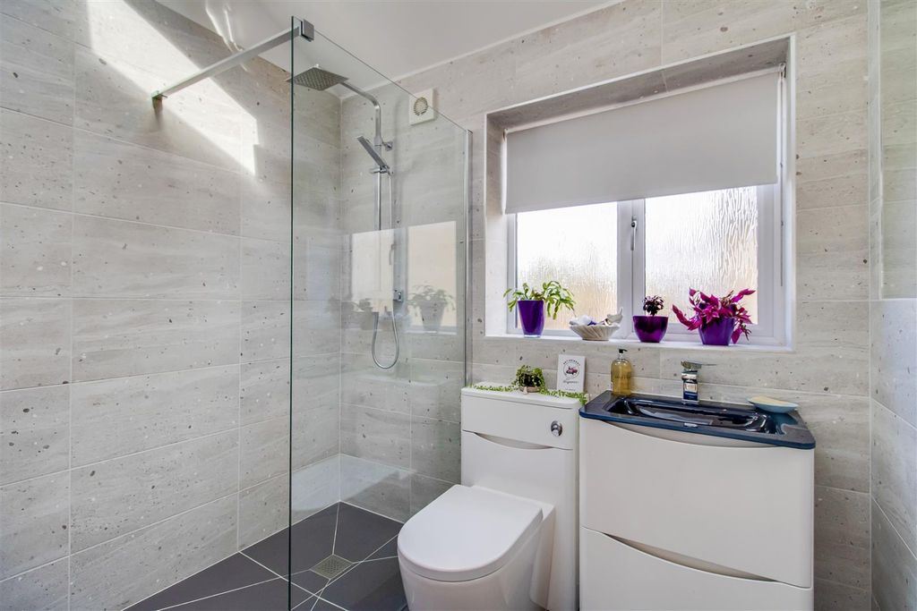 Additional image 24 of 5 bed detached house for saleFoxroyd Lane, Dewsbury WF12