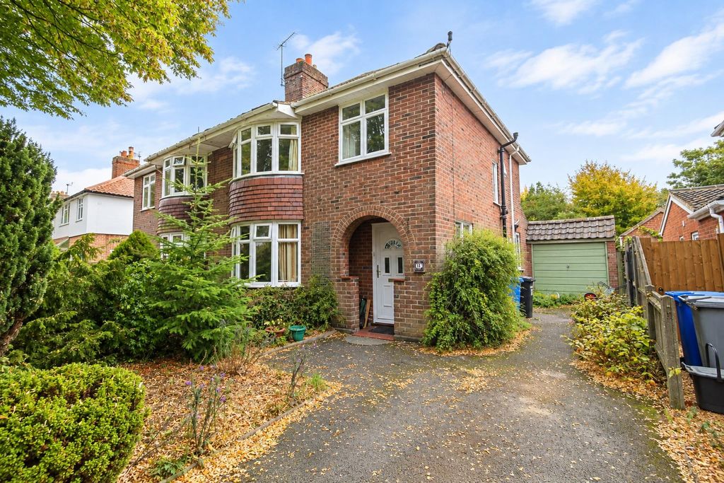 Property photo 1 of 16 1 (1).Png