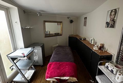 Property photo 2 of 4