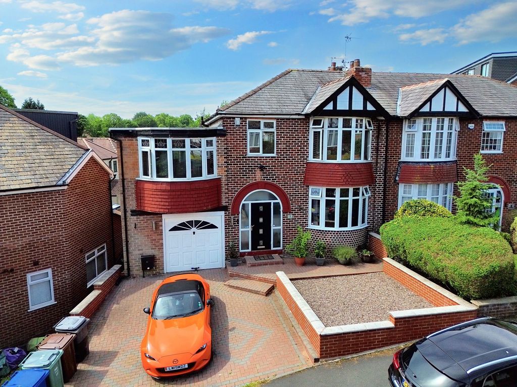 Property photo 1 of 29