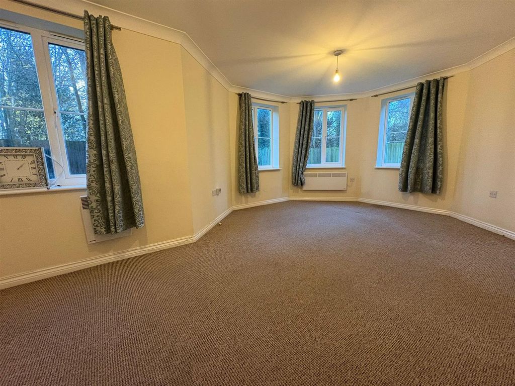 Property photo 1 of 9 Photo-2025-12-10-13-51-09.Jpg