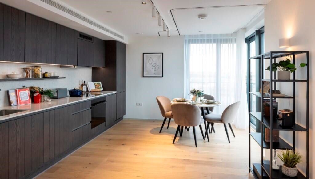 Property photo 2 of 17 Kitchen